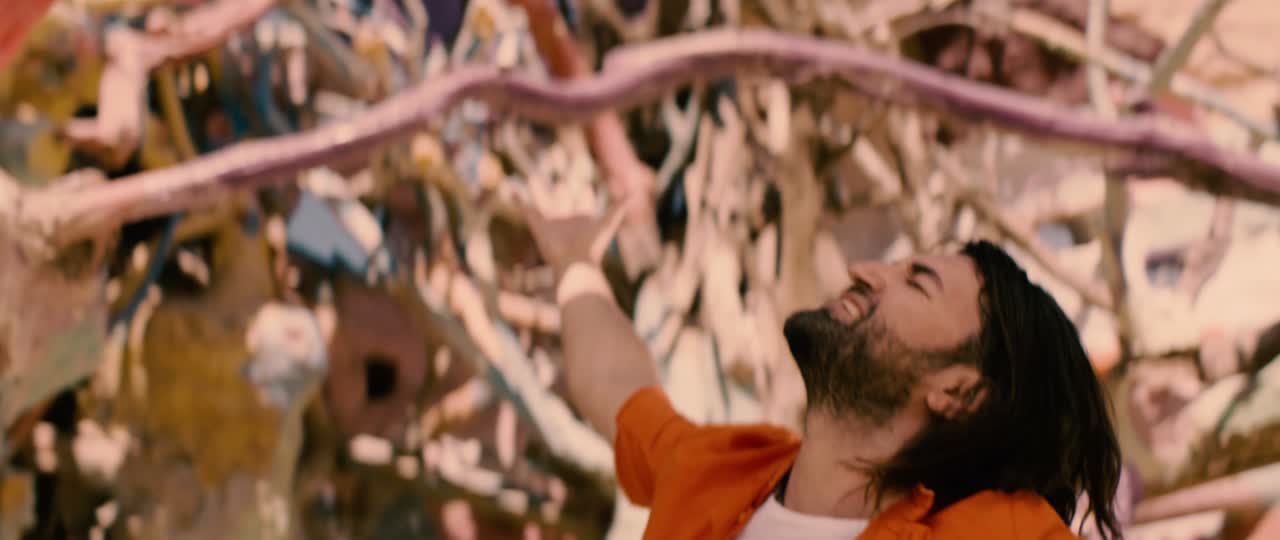 Smiley My Love music video